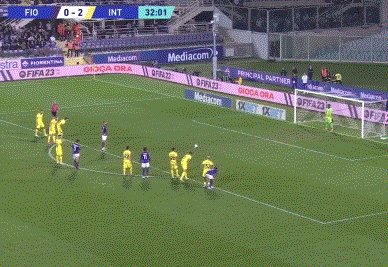 不少球迷和 不少球迷和