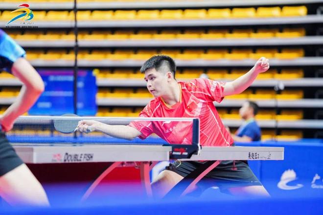 与吉达国民 与吉达国民