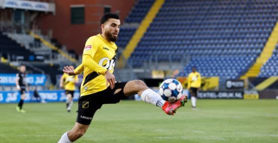 本场比赛大 本场比赛大