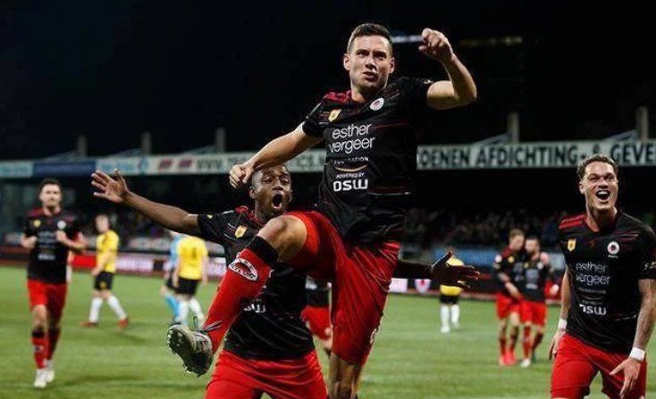 年龄常常是 年龄常常是